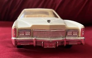 Cadillac Eldorado 1976 marfil fenicio escala 1/25 concesionario coche de promoción con caja. - Imagen 1 de 9