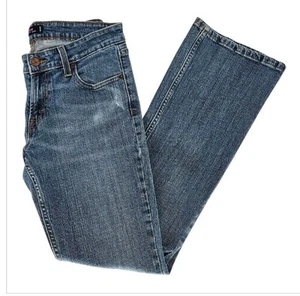 Levi's 518 Superlow Bootcut Jeans Juniors Size 9 Medium Wash Western Cowgirl - Picture 1 of 7