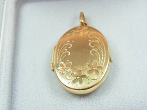 Bonito colgante medallón oro amarillo 333 finamente decorado floral alrededor de 1970 - Imagen 1 de 8