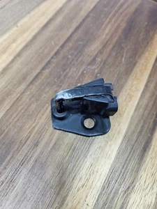 2007-2014 Lincoln Navigator Trunk Lift Gate Catch OEM - Picture 1 of 4