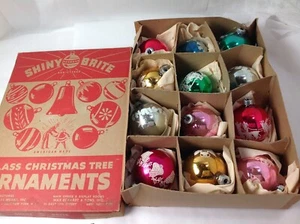 Brillante Vidrio Británico Navidad Colorido Impreso Mica Adorno Árbol de Navidad - Imagen 1 de 8