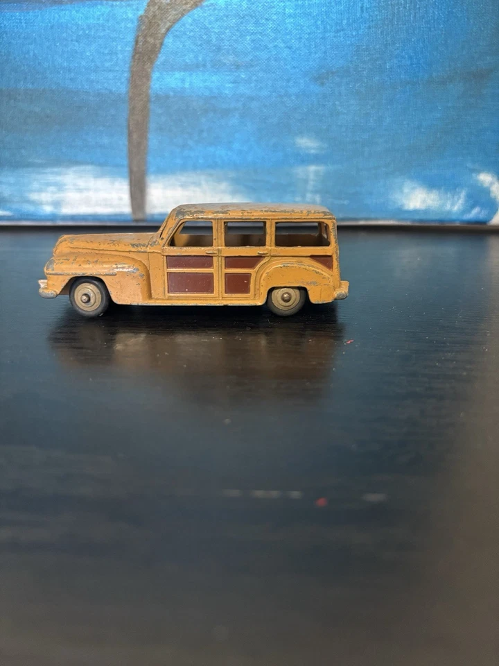 Coche de juguete vintage Woody Wagon Foto 1 de 2