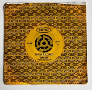 PEARL JAM Spin The Black Circle Tremor Christ P/S 1994 45 Eddie Vedder NM - Picture 1 of 2
