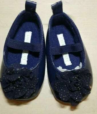 Laura Ashley Mary Jane Shoes Babies size 2 Used Look New with Blue Flower on Toe - Image 1 of 4