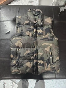 Old Navy Mens Mock Neck Puffer Camo Vest (Size - Medium) Great Condition - Picture 1 of 3