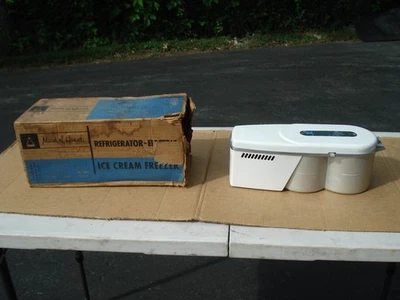 Винтажная электрическая мороженица (морозильная камера) Sear Maid of Honor отремонтированная и рабочая 2 кварты - Изображение 1 из 4