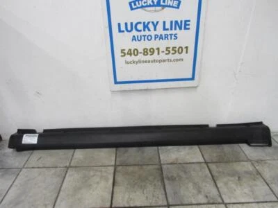 Moldagem de balancim esquerda INFINITI FX SERIES 03 04 05 SOMENTE RETIRADA - Imagem 1 de 4