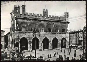 cartolina PIACENZA pallazzo gotico e piazza cavalli - Imagen 1 de 1