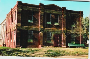 Postcard TX San Augustine County Jail Bars Bench Exterior View - Picture 1 of 2
