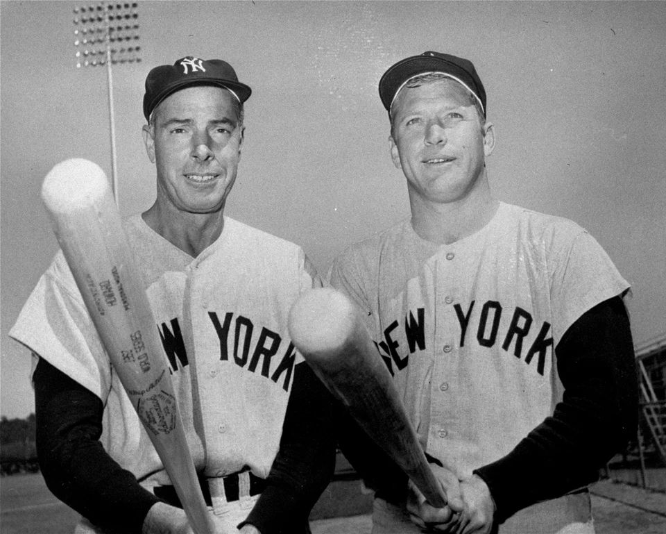 Foto 8x10 JOE DIMAGGIO & MICKEY MANTLE New York Yankees MVP Bronx Bombers Salón de la fama Foto 1 de 1