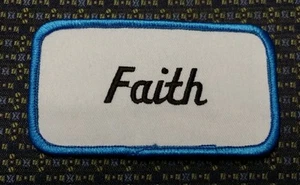 FAITH NAME ETIQUETA AZUL Y BLANCO parche de hierro o costura - Imagen 1 de 2