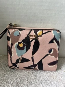 Portafoglio Kate Spade New York Cameron Breezy floreale in rosa zip nuovo con etichette - Foto 1 di 10