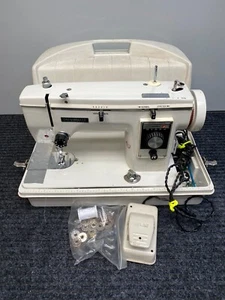 Schneider Modell WT.G #650 Nähmaschine - Bild 1 von 13