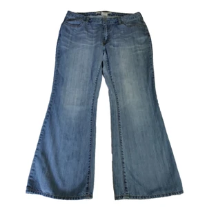 Vintage Gap Flare Jeans Womens 12A 2004 Y2K Soft Broken-in Denim Medium Wash - Picture 1 of 17