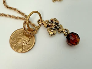 Vintage Pendant Charm Angel Cross JCM 10k Gold Trifari Chain Gold Tone Metal - Picture 1 of 11