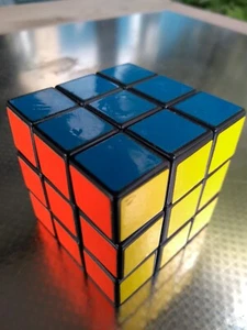 Zauberwürfel ARXON 🟥🟦🔝Kult Würfelspiel, Original aus 80er Schwarz mit Bunt 🎲 - Bild 1 von 4