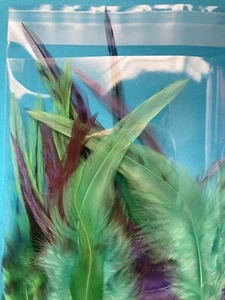 30 Pcs 4-6" Long Dyed Rooster COQUE Tail Feathers Color: Green Black dot Purple. - Picture 1 of 12