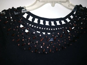 JONES OF NEW YORK BLACK KNIT SHORT SLEEVE BEADED TOP SIZE L - Picture 1 of 4