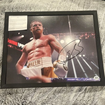 FOTO 11X14 FIRMADA A MANO DE SAUL CANELO ALVAREZ CAMPEÓN DE BOXEO INDISCUTIBLE CON CERTIFICADO DE AUTENTICIDAD Foto 1 de 4