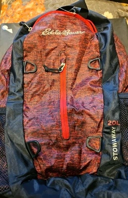 Mochila de viaje ligera Eddie Bauer Stowaway 20L patrón rojo marino Foto 1 de 4