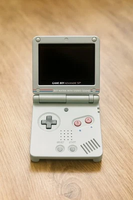 GameBoy Advance SP Grau DMG-01 Design AGS-101 | Neues Gehäuse & IPS Display - Bild 1 von 4