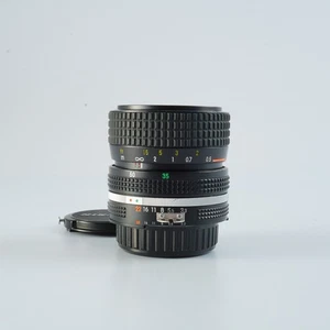 EXCELLENT Nikon Ai-s Zoom-NIKKOR 35-70mm F/3.3-4.5 Zoom Lens - Picture 1 of 21