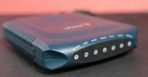 Ubee Cable Modem U10C018.89 - with Power adapter - Powers on working FAST SHIP!! - Picture 1 of 9