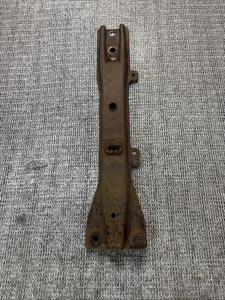 chevrolet colorado support bracket for hood latch 2004  - Bild 1 von 12