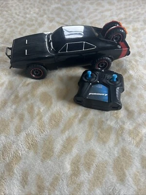 Fast & Furious RC 1970 Dom’s Dodge Charger RT Vehicle (1/16 Scale) Jada Toys - Image 1 of 4