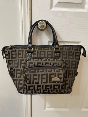 american flyer Women’s Large Travel Carry On Bag In Excellent Condition  - Image 1 of 4