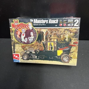 The Munsters Koach 1:25 Scale 1999 Plastic Model Kit AMT ERTL #30098 - Picture 1 of 10