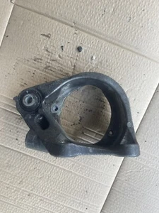 VOLVO V60 S60 2011-2018 2.0 D4 DRIVESHAFT BRACKET - 31375838 - Picture 1 of 8