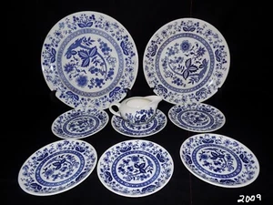 9 PCS. - Vintage Blue Onion Earthenware Japan 1976 - Picture 1 of 18