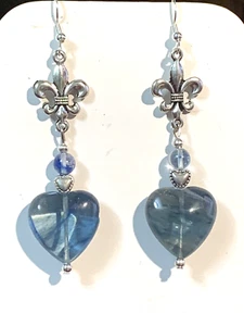 NEW ITEM*HANDCRAFTED LG. CARVED BLUEBERRY QUARTZ HEART EARRINGS-silver-NEW - Picture 1 of 9
