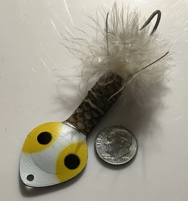 Unknown Vintage Weedless Yellow Feather Jig Fishing Lure with Single Hook - Image 1 of 3