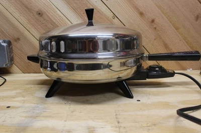 Farberware Sartén Eléctrica Revestida de Aluminio Inoxidable 12” Tapa Domo 310B, Años 60’s. Foto 1 de 4