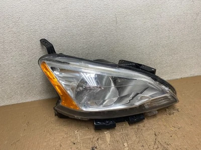 Faro halógeno pasajero derecho Nissan Sentra 2013-2015 con LED S1955 DW Foto 1 de 4