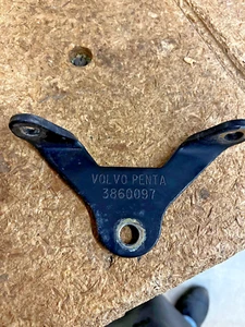 Soporte Volvo Penta 3.0L GS 3860097 - Imagen 1 de 3