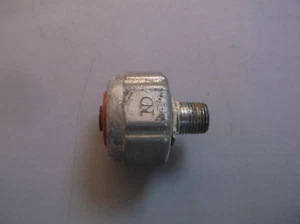 HONDA GOLDWING 1100 GL1100 Oil Pressure Sensor Switch (PBIN 660) - Picture 1 of 3