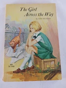 Girl Across the Way, Ann Huston, Scholastic 1st Printing, Paperback, 1970 - Imagen 1 de 4