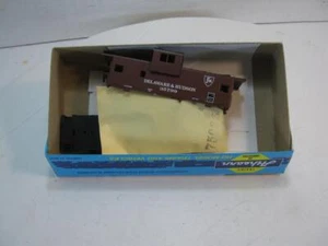 HO Bev-Bel 29' Wide Vision Caboose Delaware & Hudson #35799 toskanisch rot Neu im Karton! - Bild 1 von 1