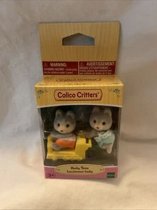Calico Critters Husky Zwillinge grau mit Outfits neu im Karton Sylvania Familien kostenloser Versand! - Bild 1 von 14
