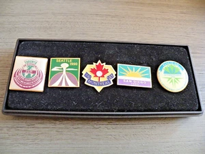 Vintage Reise Transport Souvenir Urlaub Pin Menge 5 Pinbacks - Bild 1 von 7