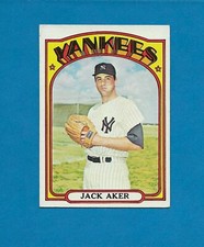 1972 Topps #769 High# Jack Aker NY New York Yankees well Centered EX-
