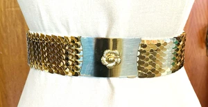 Vintage 1980er Gold Metall Fischschuppen Blume breiter Gürtel Stretch Disco 19-22" - Bild 1 von 10