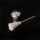 New! 1: 6 Scale Manual Mop and Bucket Model Mini Toy 8cm action Diagram