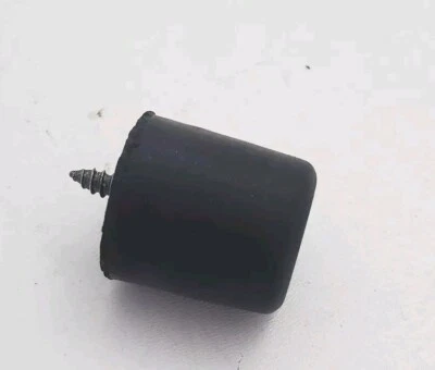 PORSCHE 924 944 Parachoques de Goma Parachoques Lateral Alfombra Pie Soporte Tornillo Escotilla de Carga Foto 1 de 4