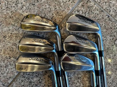 Titleist MB 718 Iron Set 5-PW 6pcs AMT TOUR WHITE S200 Stiff RH Japan Golf Club - Image 1 of 4