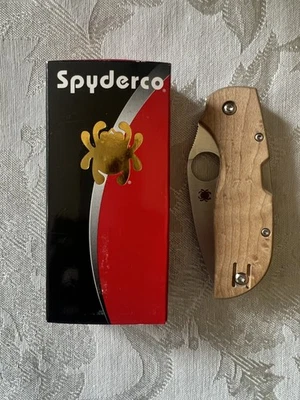 Cuchillos Spyderco Chaparral Lockback Birdseye madera de arce C152WDP excelente Foto 1 de 3