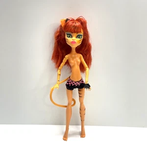 Muñeca deportiva Monster High Toralei Stripe Ghoul Mattel 2011 - Imagen 1 de 16